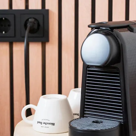 Stadsherberg De Poshoorn 2*