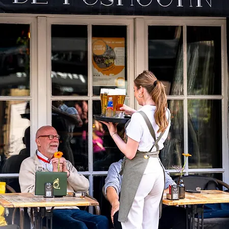 Stadsherberg De Poshoorn 2*