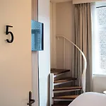 Stadsherberg De Poshoorn 호텔