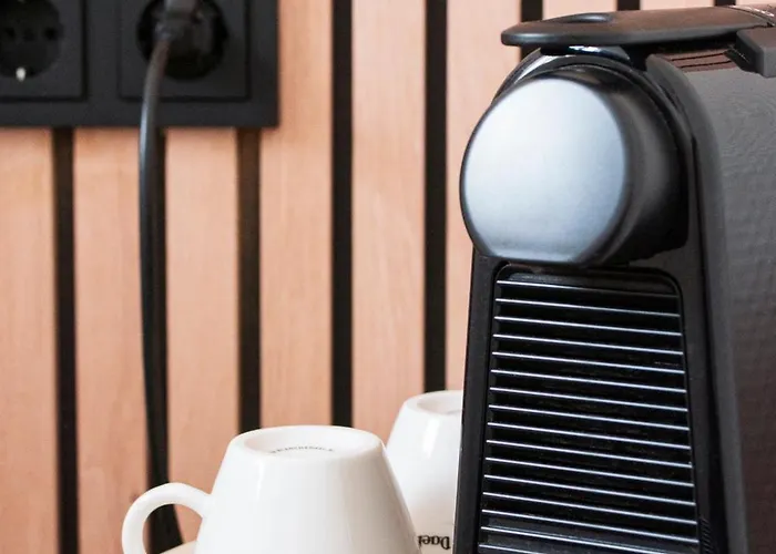 Stadsherberg De Poshoorn 2*