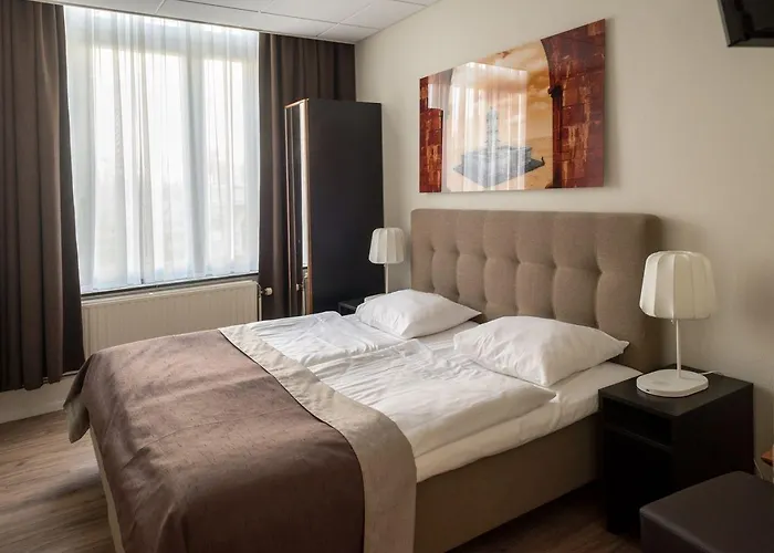 Stadsherberg De Poshoorn Hotel 2*