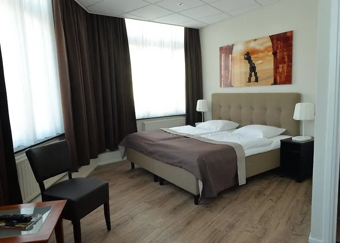 Hotel Stadsherberg De Poshoorn 2*